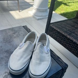Cream slip on original Vans size 6 W